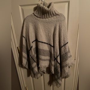SOLD Soft and comfortable cashmere poncho